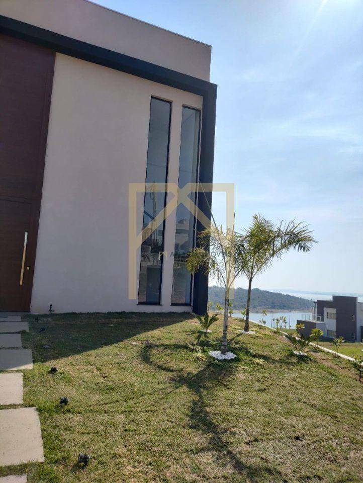 Casa à venda com 4 quartos, 258m² - Foto 19