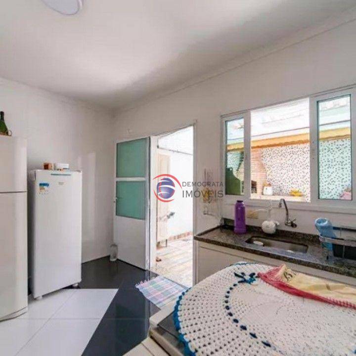 Sobrado à venda com 3 quartos, 192m² - Foto 16