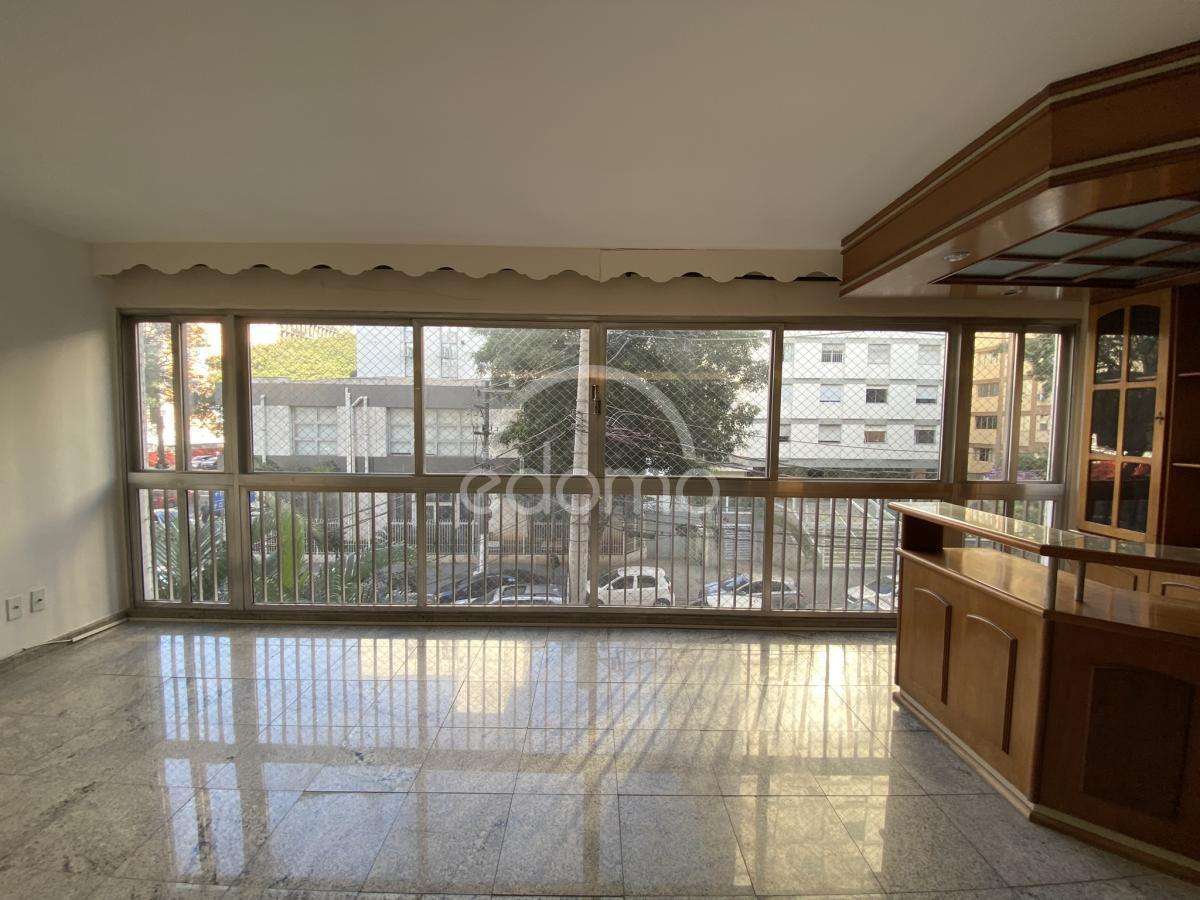 Apartamento à venda com 3 quartos, 180m² - Foto 6