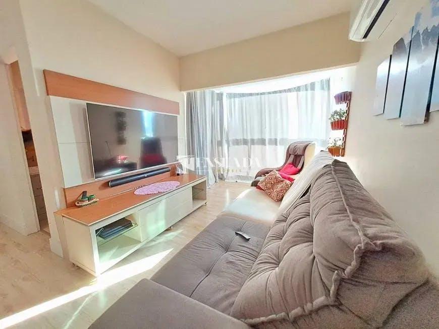 Apartamento à venda com 3 quartos, 120m² - Foto 4