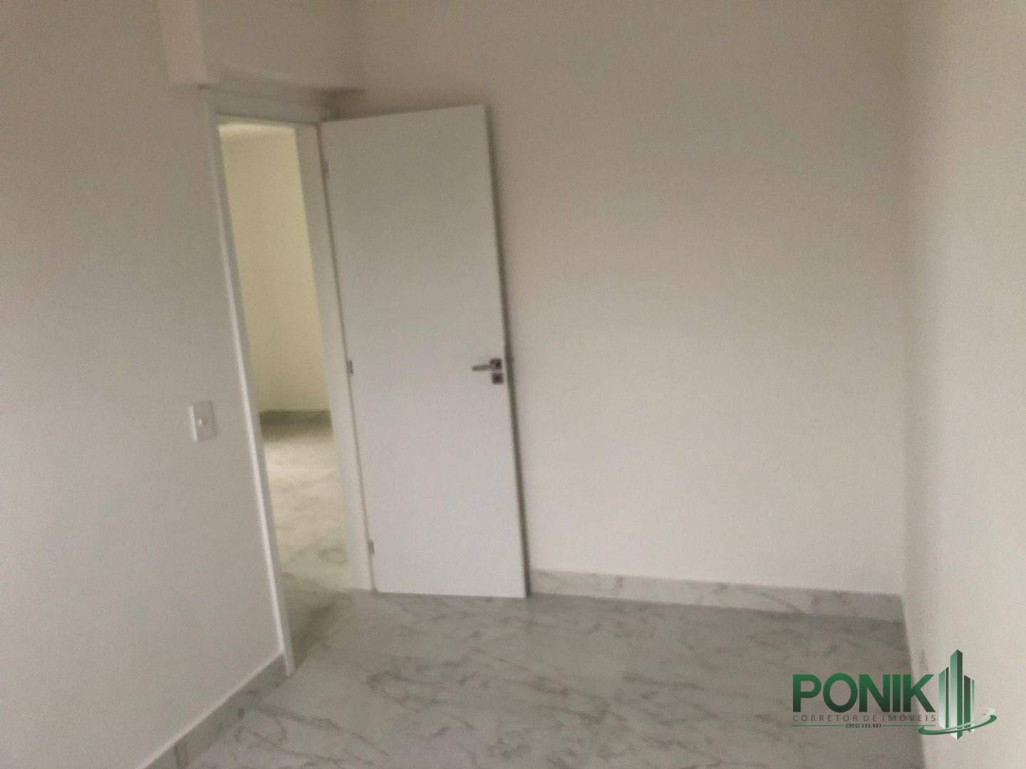 Apartamento à venda com 2 quartos, 62m² - Foto 5