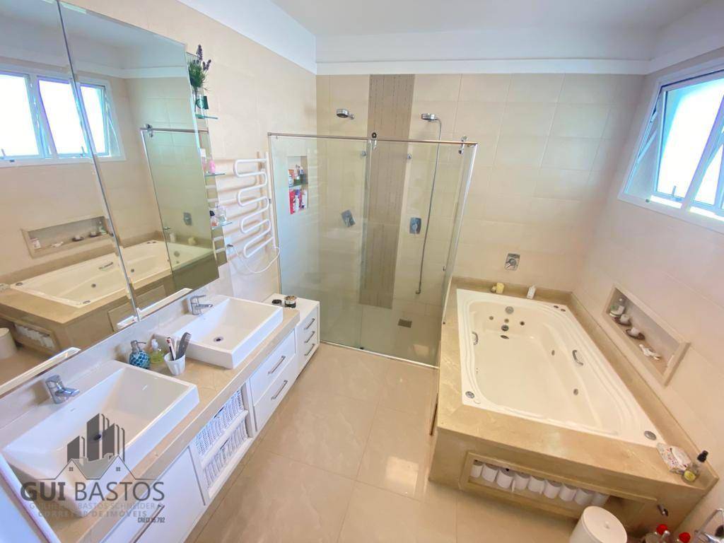 Casa à venda com 3 quartos, 322m² - Foto 13