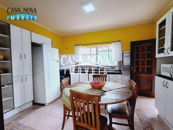 Casa de Condomínio à venda com 3 quartos, 270m² - Foto 13