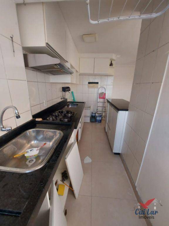 Apartamento à venda com 2 quartos, 53m² - Foto 6