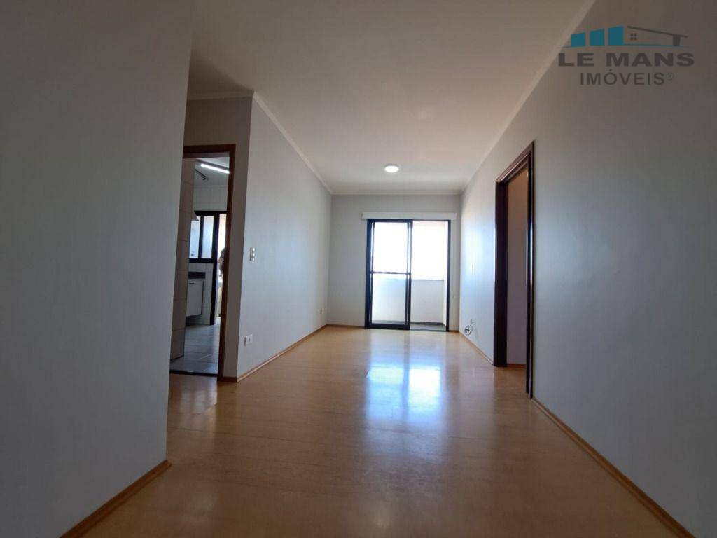 Apartamento à venda com 3 quartos, 75m² - Foto 9