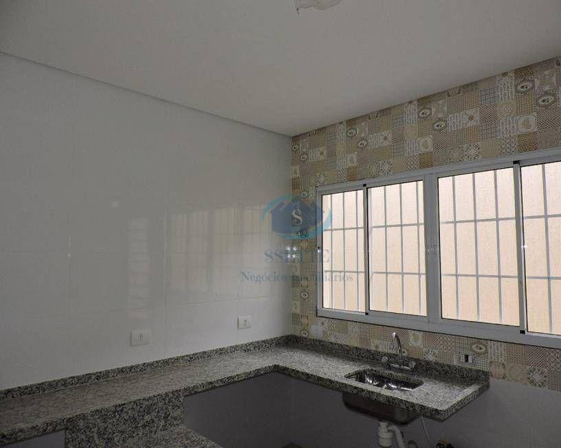 Casa para alugar com 3 quartos, 185m² - Foto 4