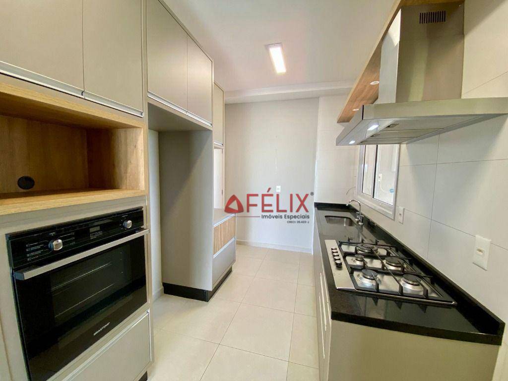 Apartamento à venda com 3 quartos, 142m² - Foto 9