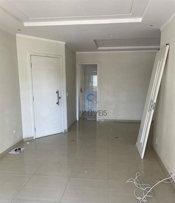 Apartamento à venda com 3 quartos, 92m² - Foto 4