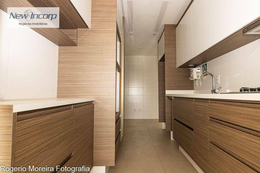 Apartamento à venda com 3 quartos, 133m² - Foto 9