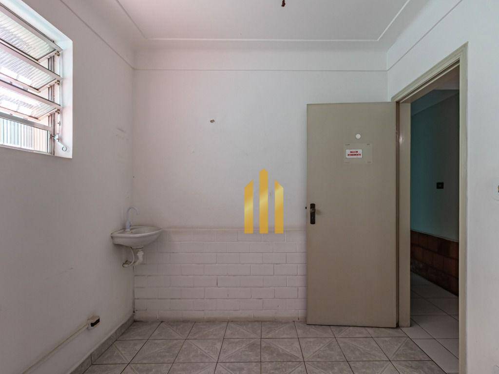 Sobrado à venda com 8 quartos, 227m² - Foto 18