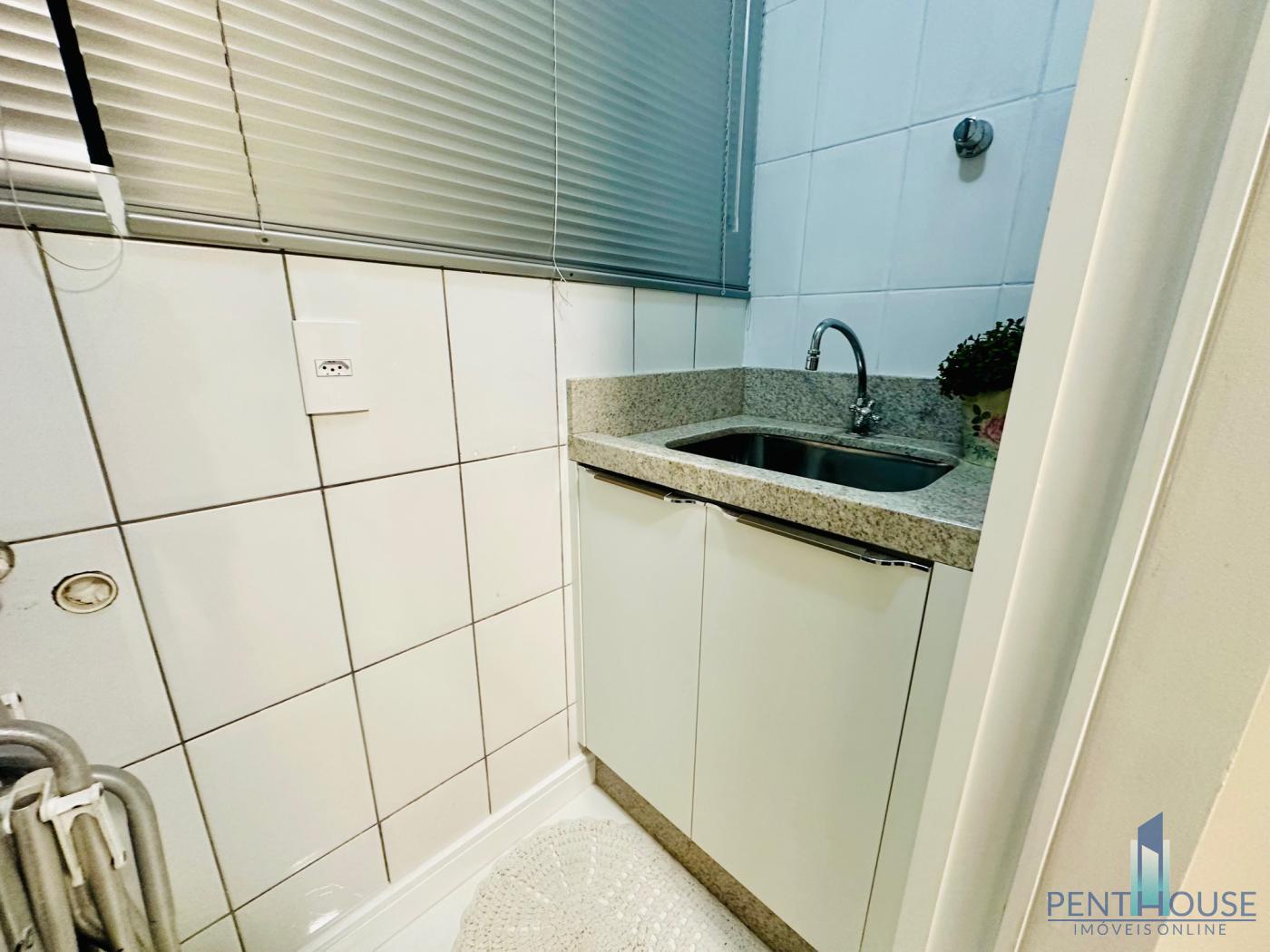 Apartamento à venda com 2 quartos, 65m² - Foto 7