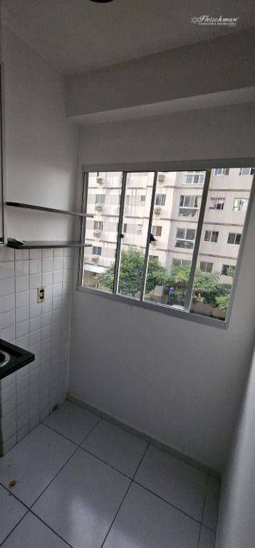 Apartamento à venda com 2 quartos, 45m² - Foto 15