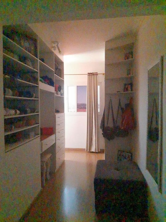 Apartamento à venda com 3 quartos, 180m² - Foto 2