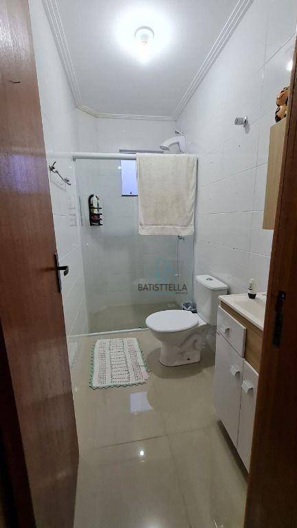 Apartamento à venda com 2 quartos, 67m² - Foto 9