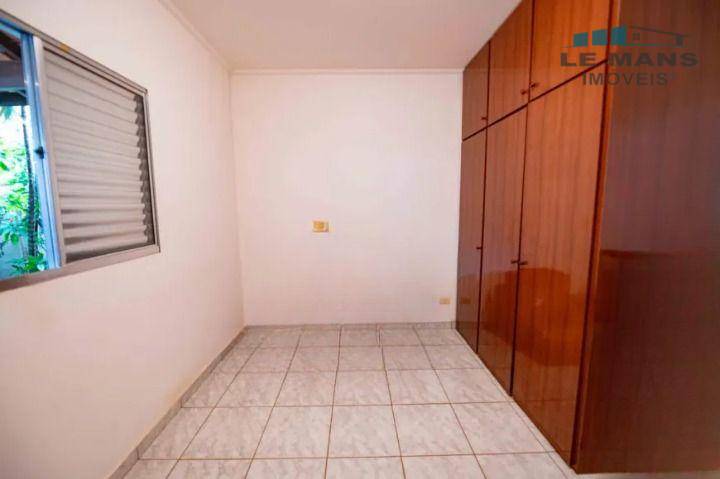 Casa à venda com 3 quartos, 178m² - Foto 14