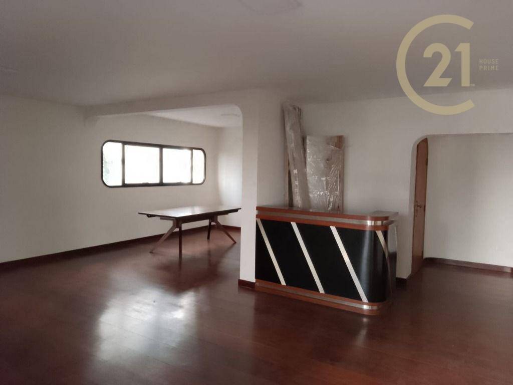 Apartamento à venda com 4 quartos, 196m² - Foto 2