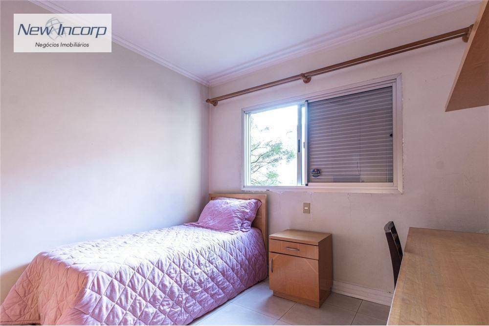 Apartamento à venda com 3 quartos, 193m² - Foto 19