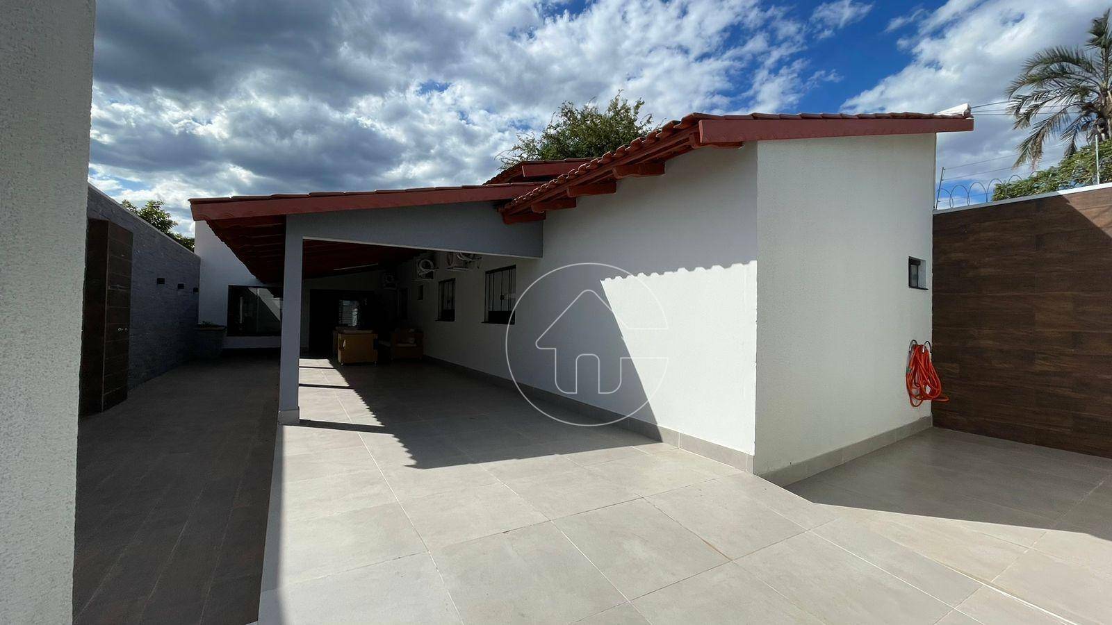 Casa, 3 quartos, 141 m² - Foto 2