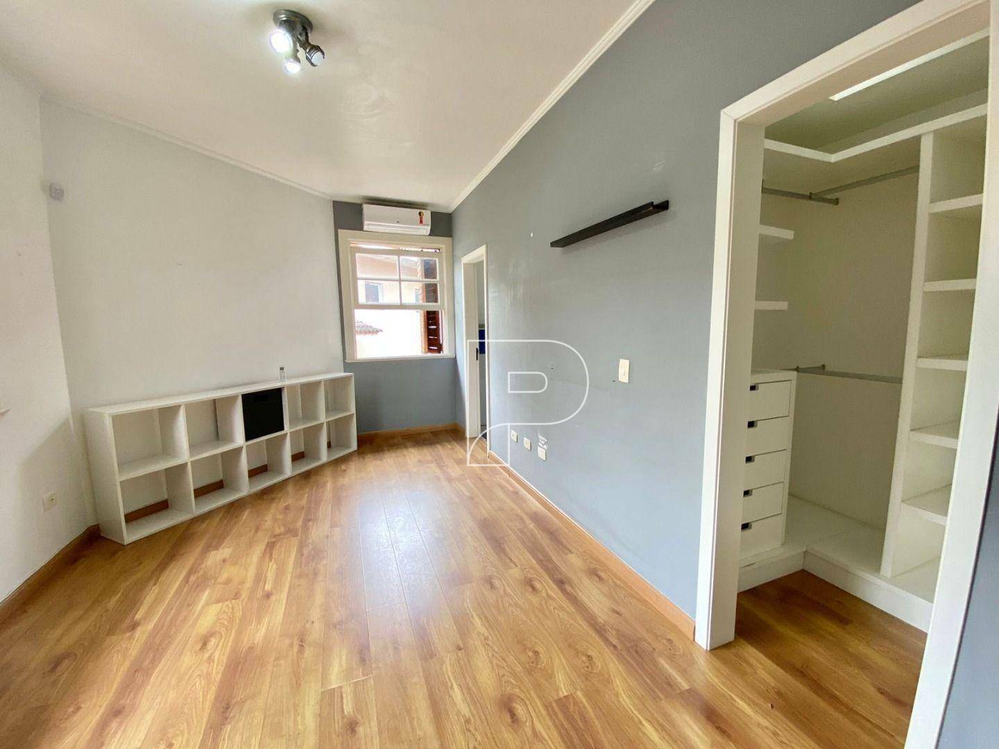 Casa de Condomínio à venda e aluguel com 4 quartos, 271m² - Foto 13