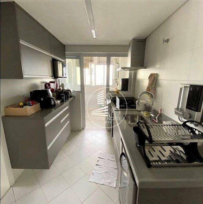 Apartamento à venda com 2 quartos, 99m² - Foto 6