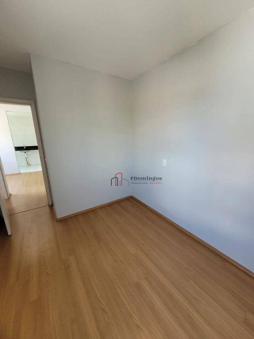 Apartamento à venda com 2 quartos, 45m² - Foto 4