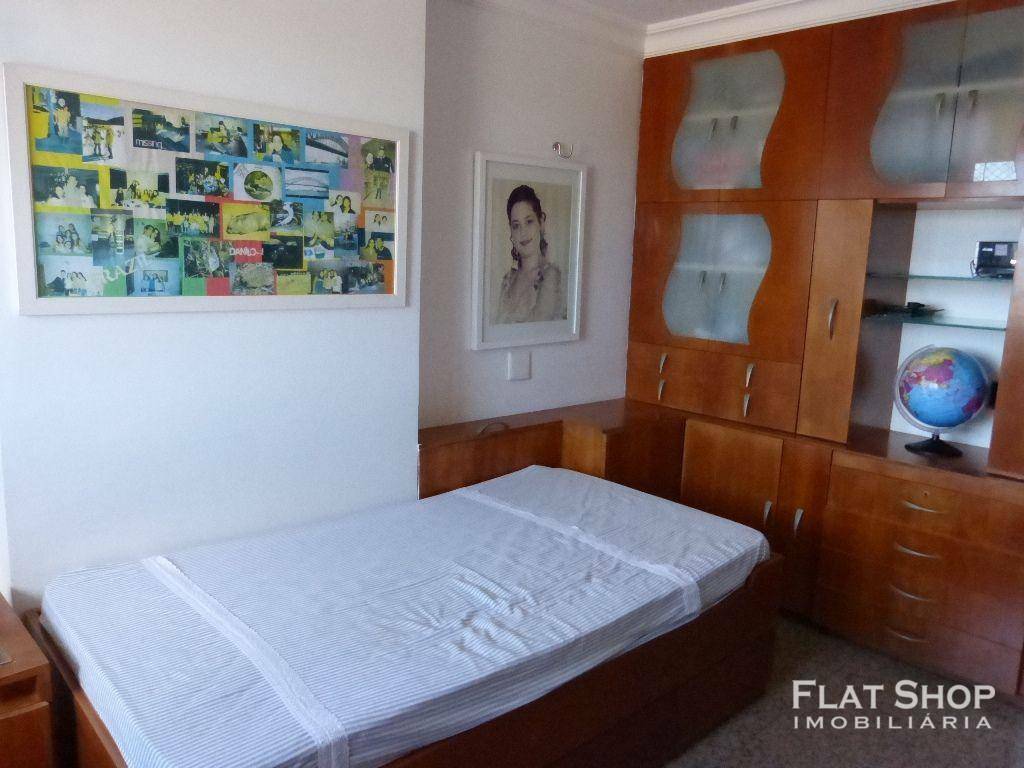 Apartamento à venda com 4 quartos, 210m² - Foto 18