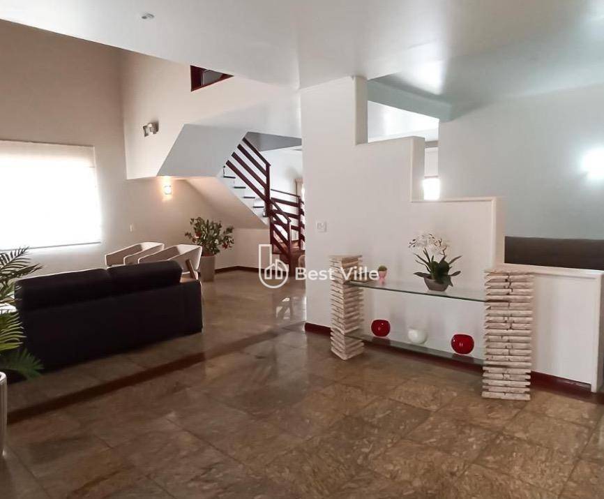 Casa de Condomínio à venda e aluguel com 4 quartos, 358m² - Foto 12