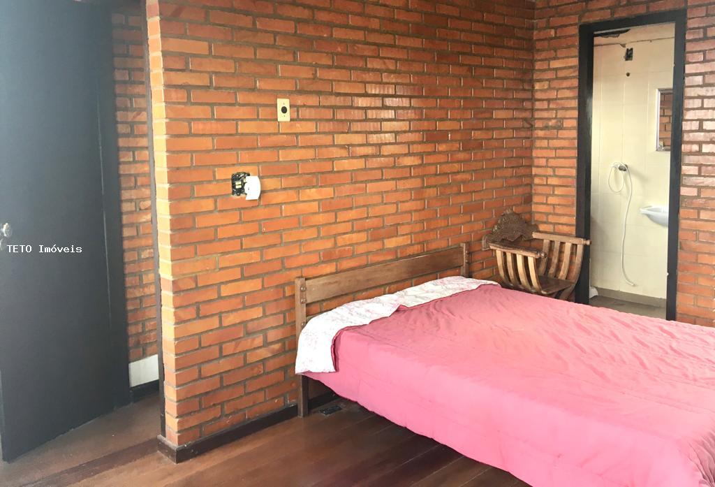 Casa à venda com 4 quartos, 1000m² - Foto 46