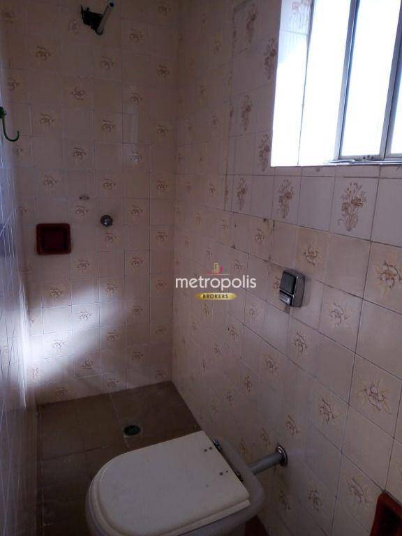 Sobrado à venda e aluguel com 2 quartos, 240m² - Foto 18