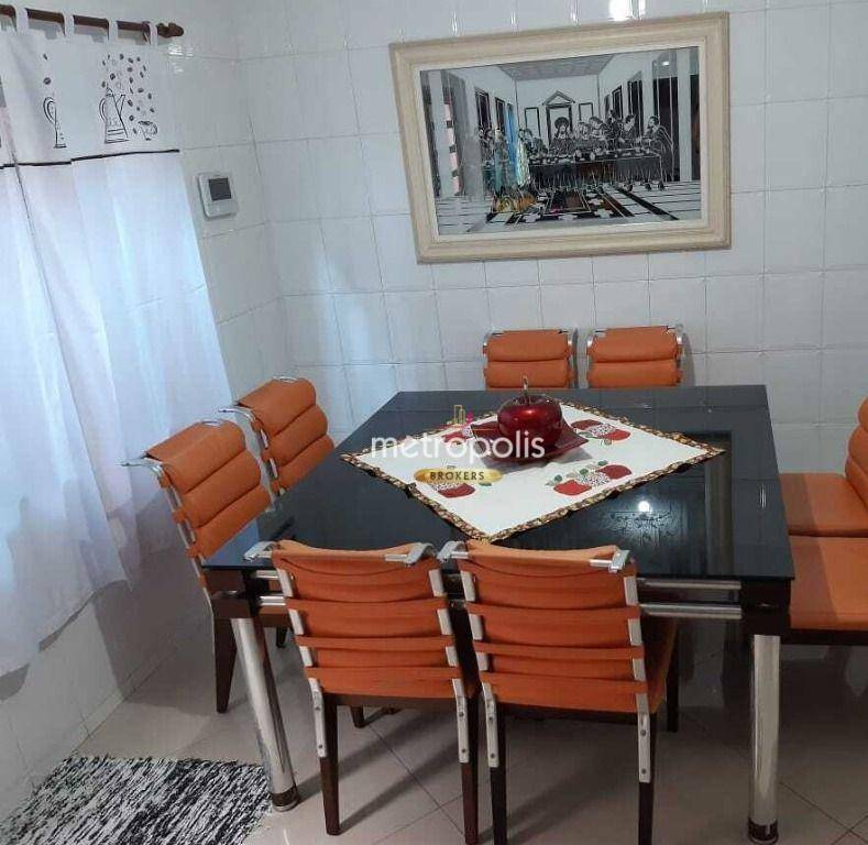 Sobrado à venda com 2 quartos, 150m² - Foto 2