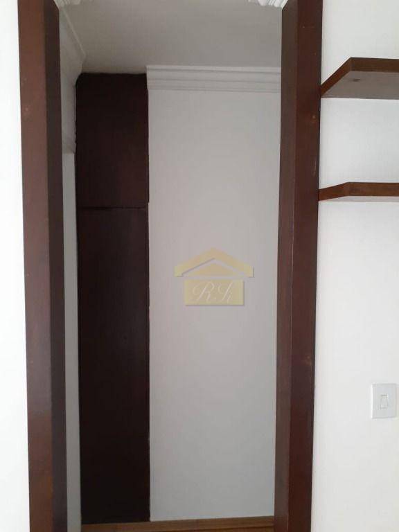 Apartamento à venda com 3 quartos, 67m² - Foto 11