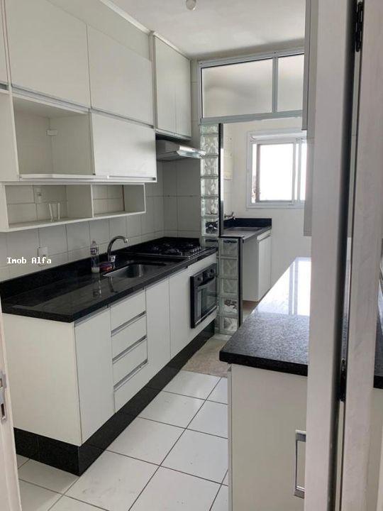 Apartamento à venda com 3 quartos, 69m² - Foto 3