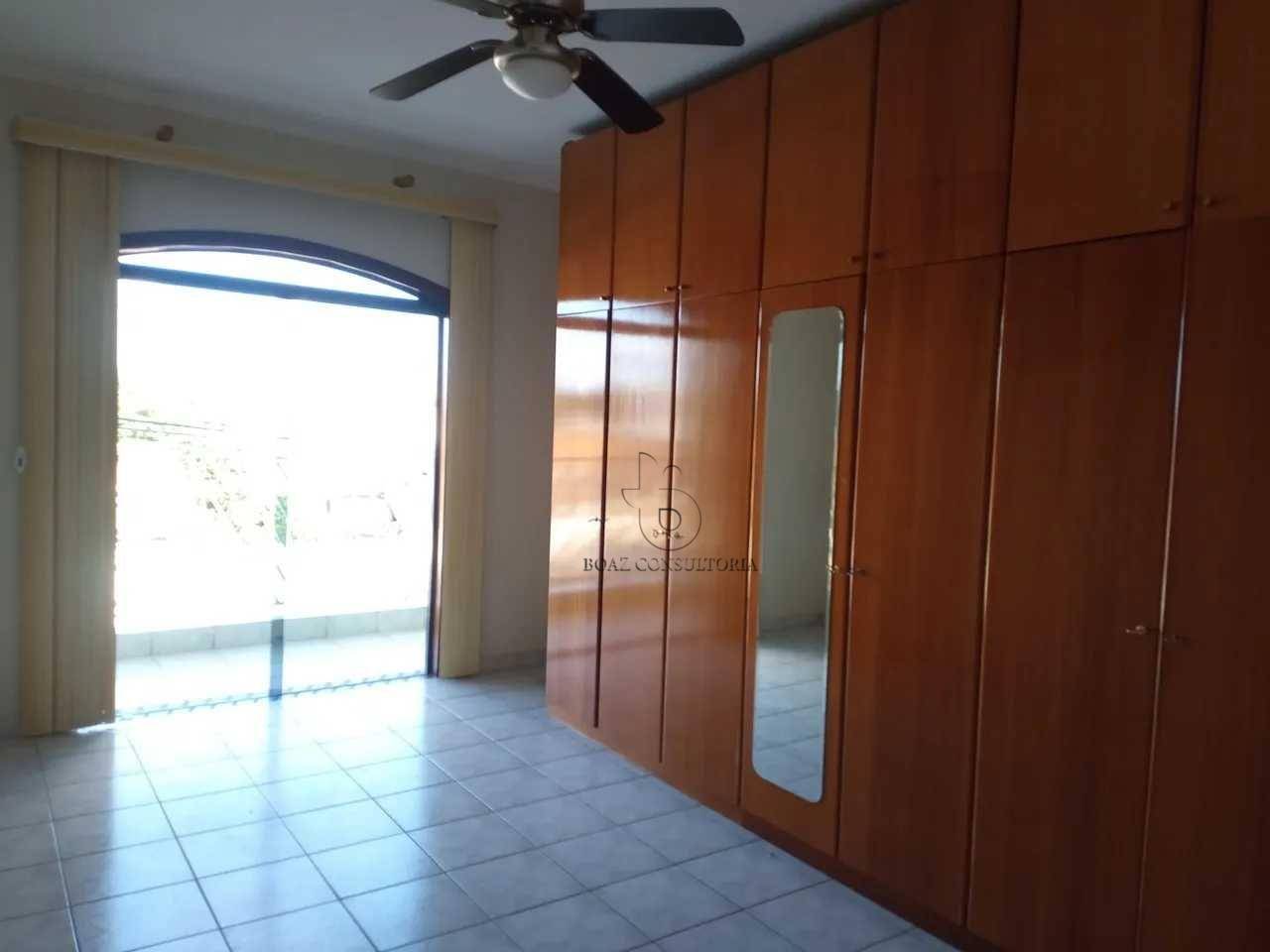 Casa à venda com 3 quartos, 164m² - Foto 6