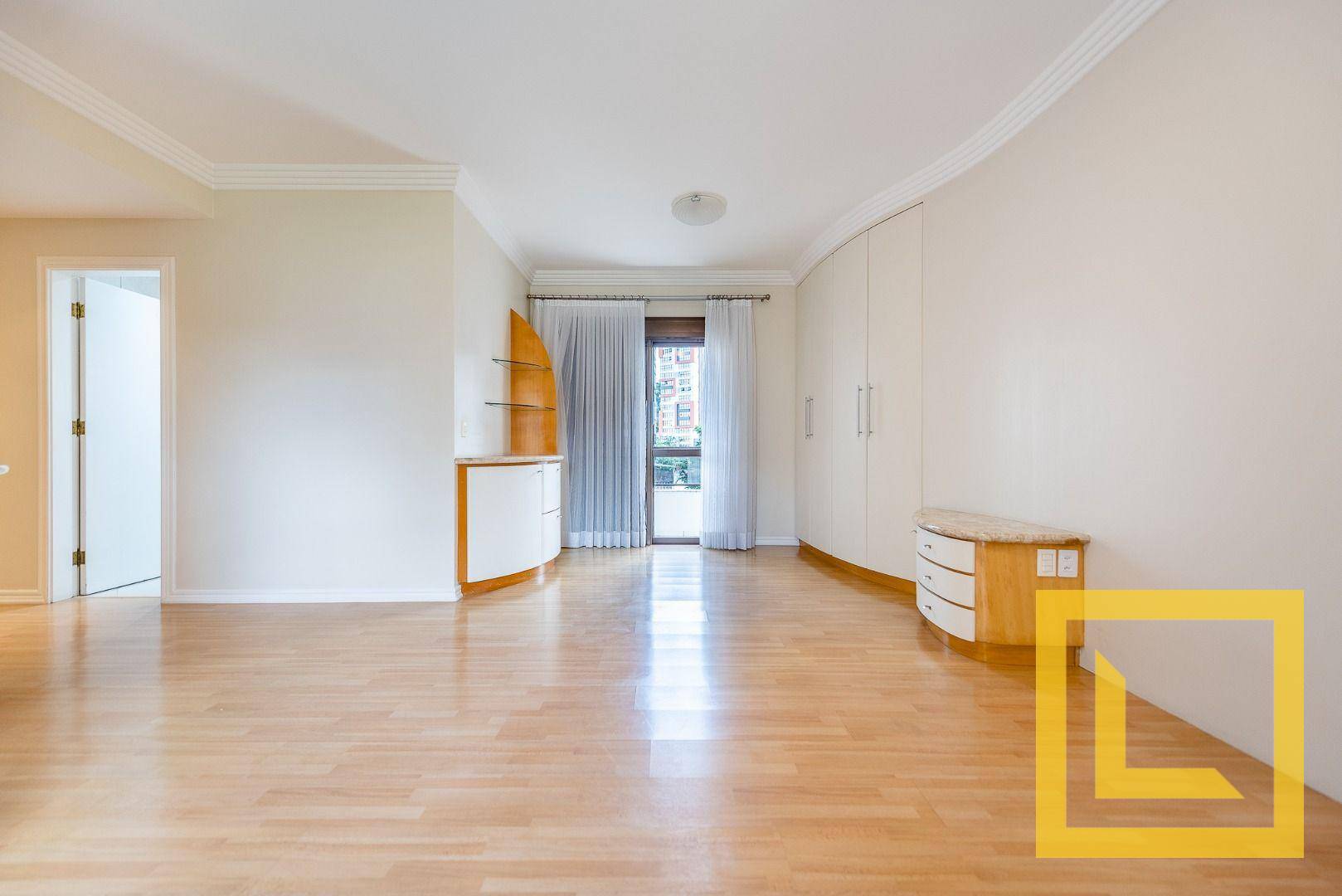 Apartamento à venda com 4 quartos, 320m² - Foto 14