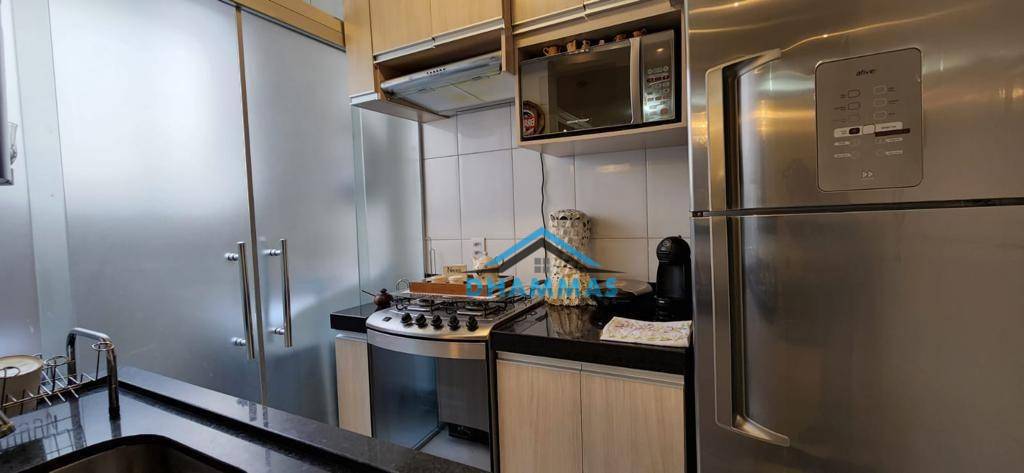 Apartamento à venda com 2 quartos, 49m² - Foto 18