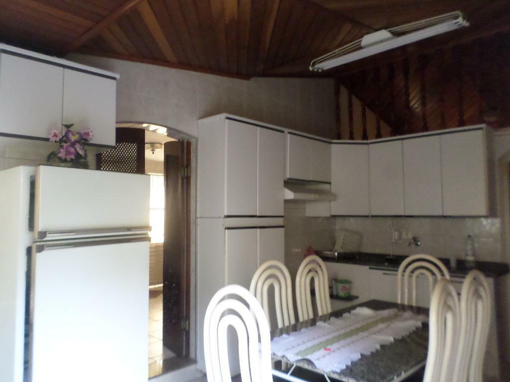 Casa à venda com 3 quartos, 182m² - Foto 20