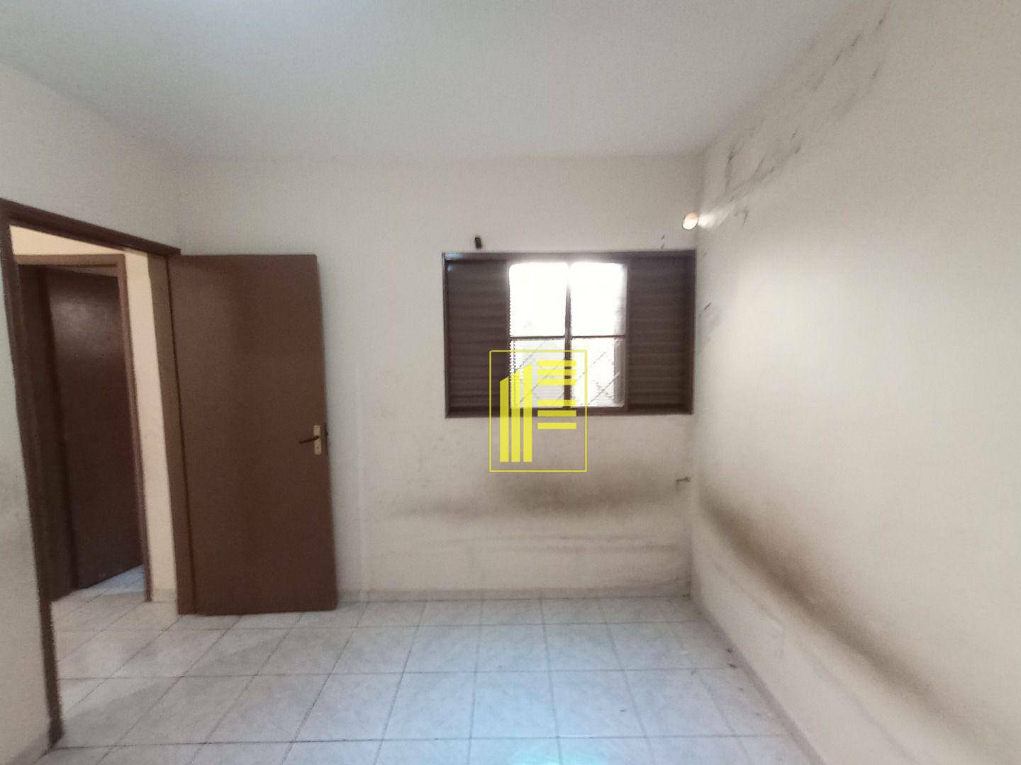 Casa para alugar com 1 quarto, 50m² - Foto 12