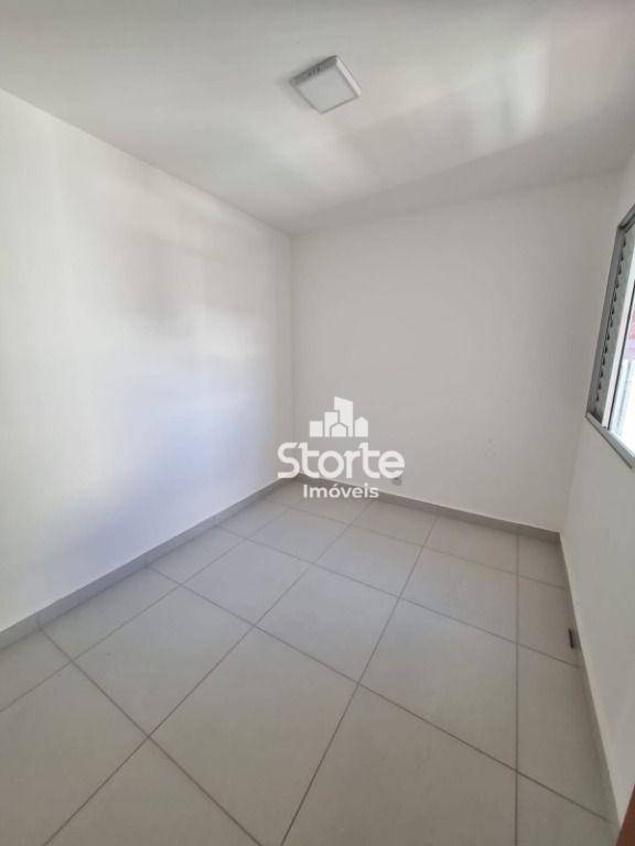 Apartamento para alugar com 2 quartos, 56m² - Foto 7