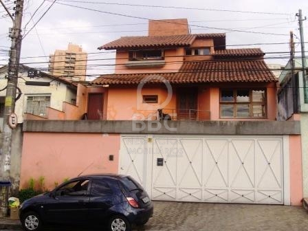 Sobrado à venda com 3 quartos, 250m² - Foto 1