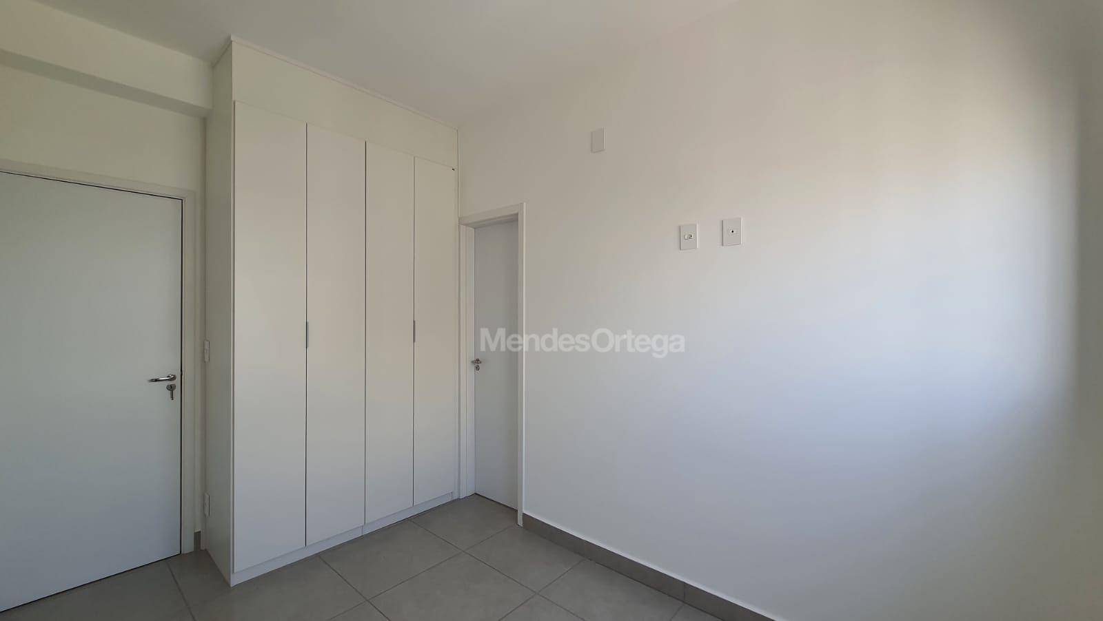 Apartamento para alugar com 3 quartos, 125m² - Foto 16