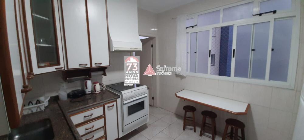 Apartamento à venda com 3 quartos, 130m² - Foto 2