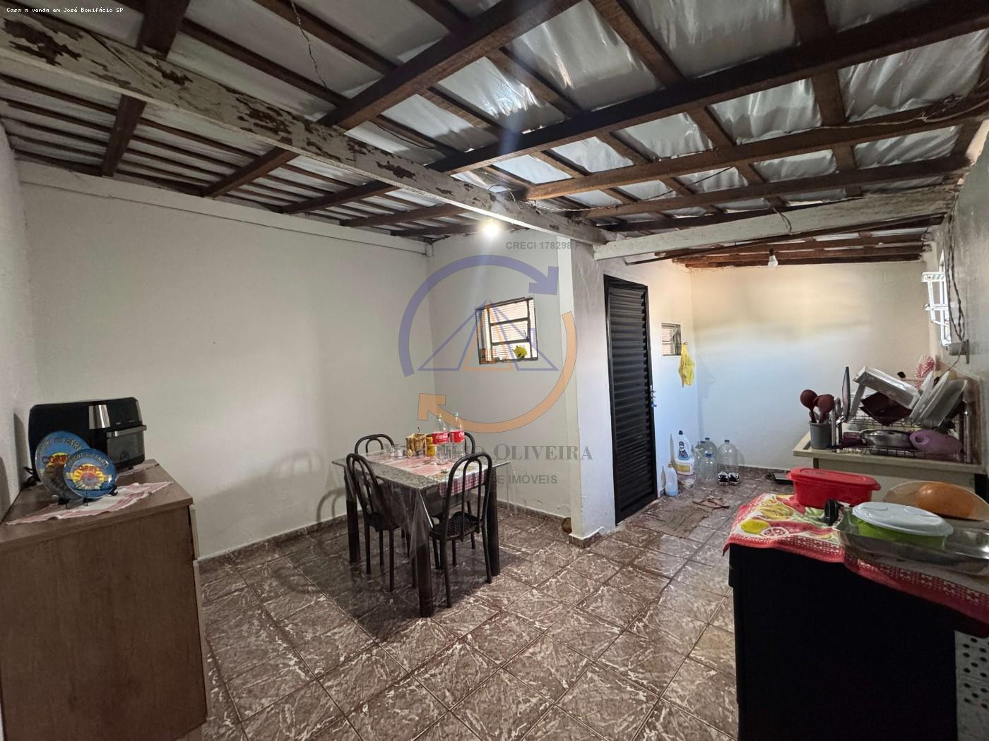 Casa à venda com 2 quartos, 247m² - Foto 6