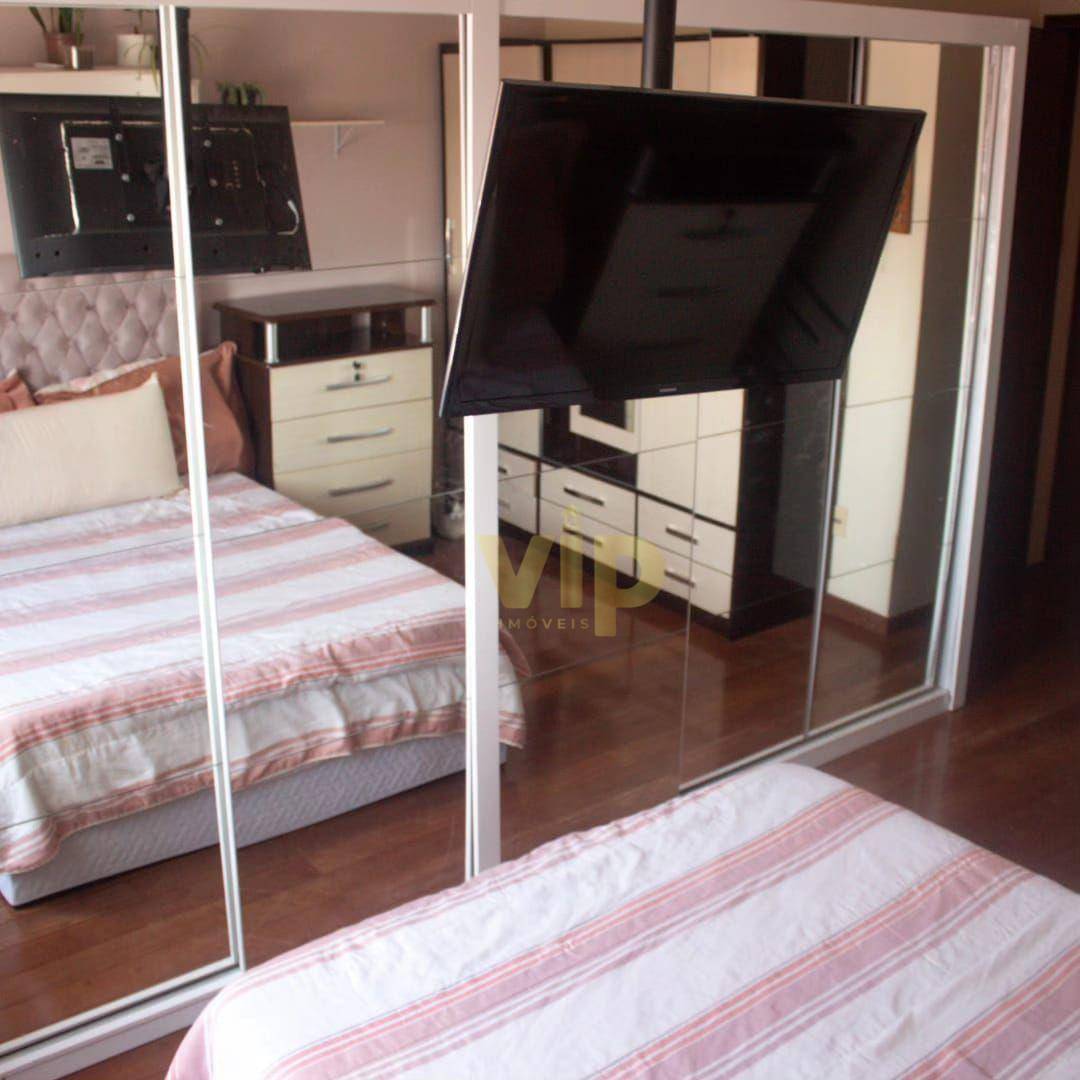 Apartamento à venda com 3 quartos, 140m² - Foto 5