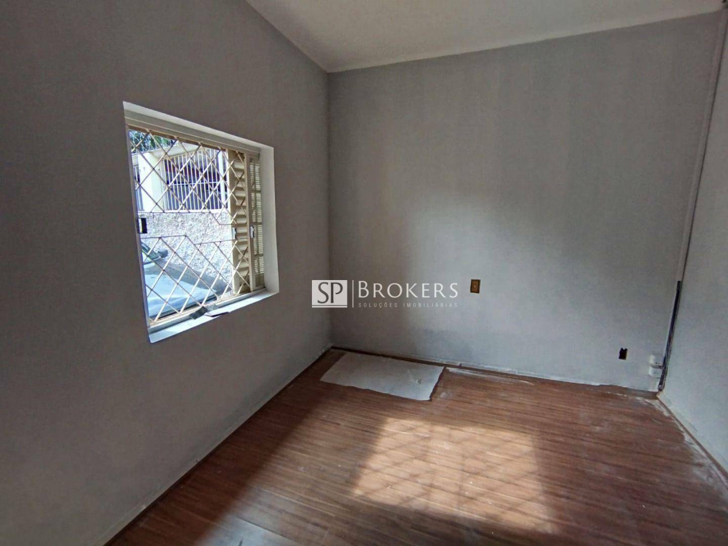 Casa para alugar com 2 quartos, 145m² - Foto 13