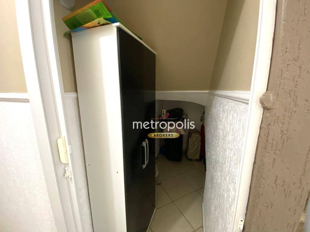 Sobrado à venda com 3 quartos, 241m² - Foto 13