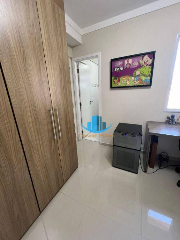 Apartamento à venda com 3 quartos, 131m² - Foto 14