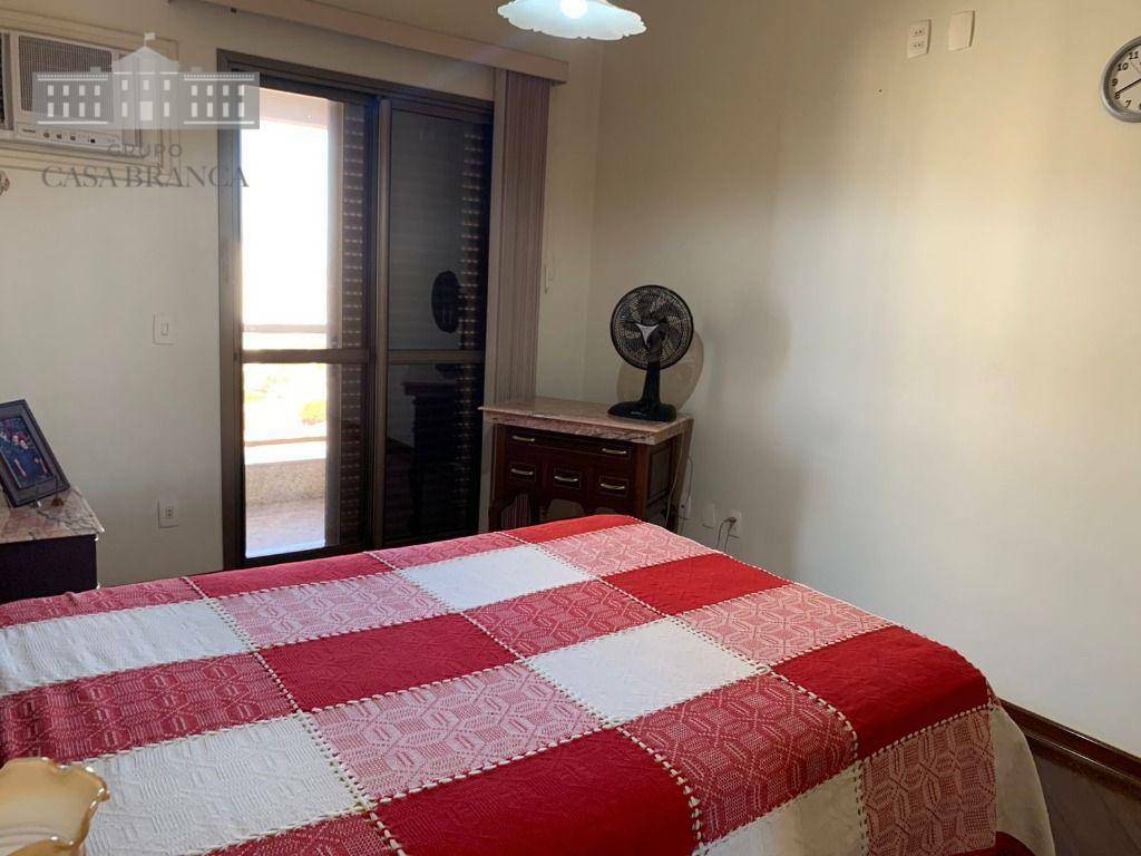 Apartamento à venda com 3 quartos, 260m² - Foto 12