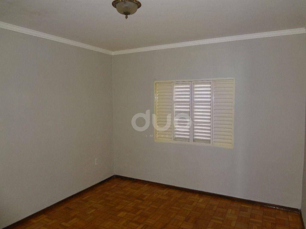 Casa para alugar com 3 quartos, 130m² - Foto 36