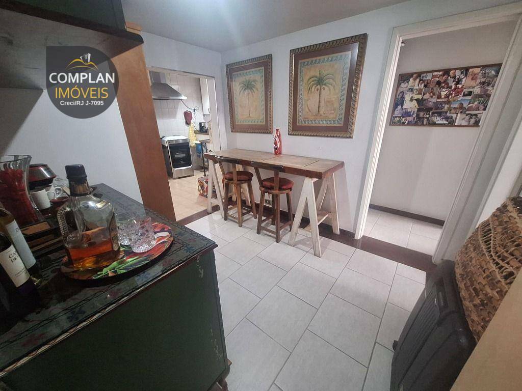 Apartamento à venda com 2 quartos, 93m² - Foto 4