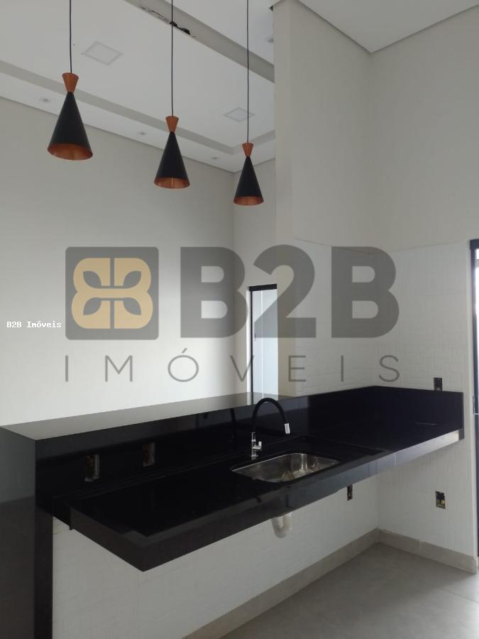 Casa à venda com 3 quartos, 120m² - Foto 10